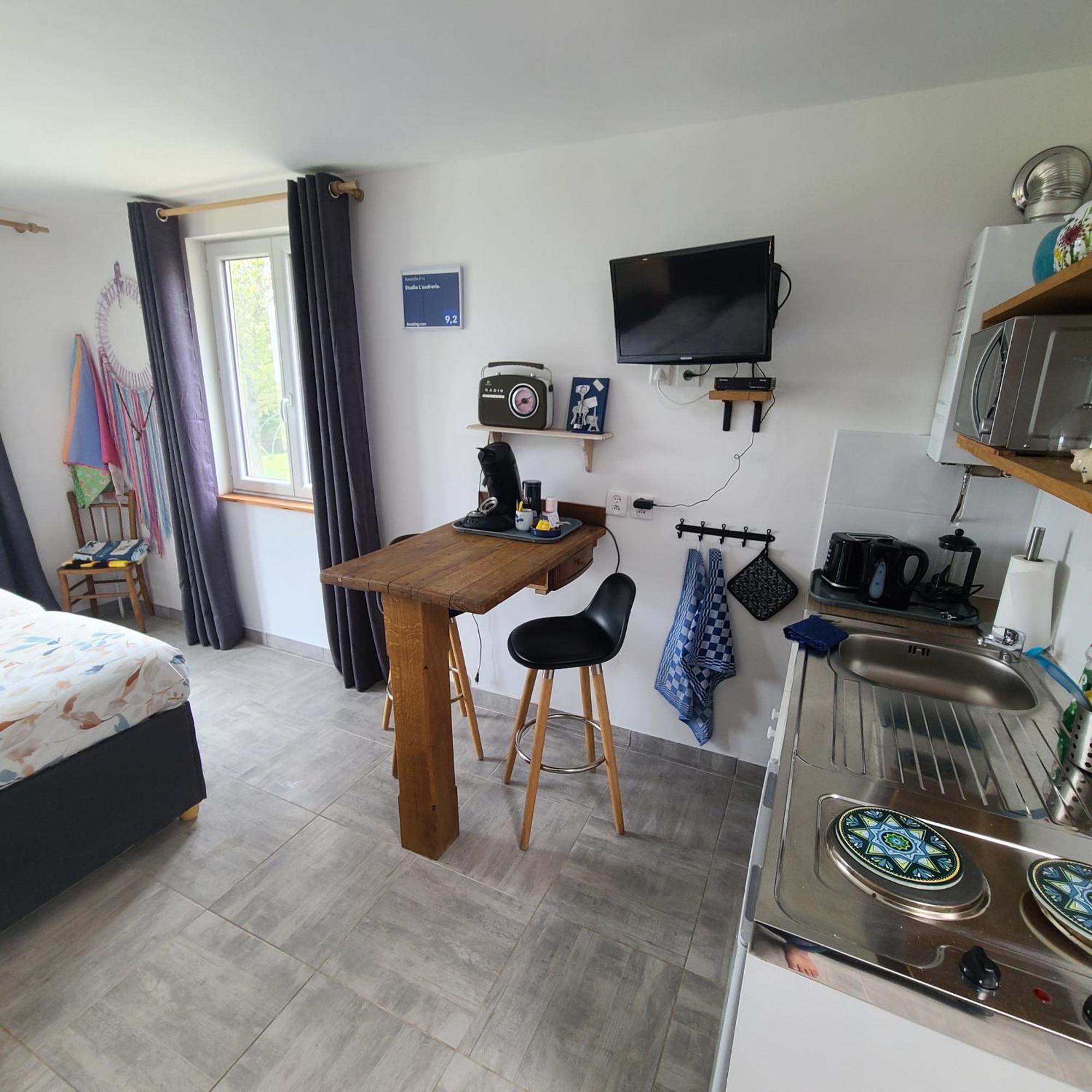 Studio L'Audrerie. Saint-Pardoux-Corbier Zewnętrze zdjęcie