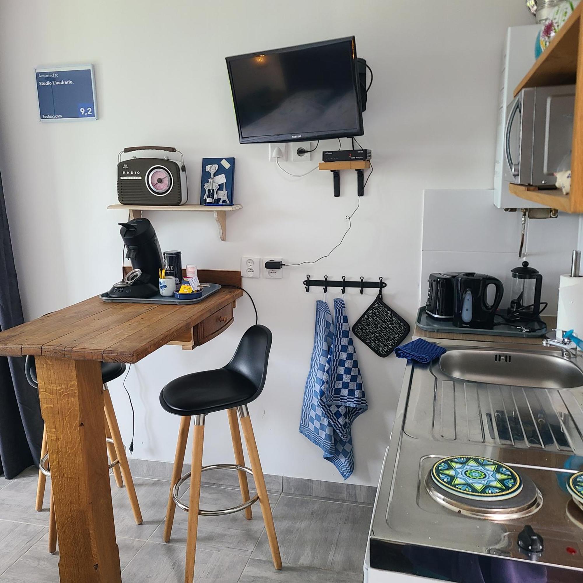 Studio L'Audrerie. Saint-Pardoux-Corbier Zewnętrze zdjęcie